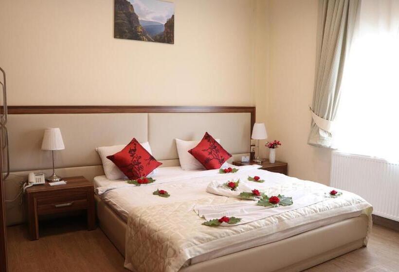 ویلای 2 خوابه, Korek Mountain Resort