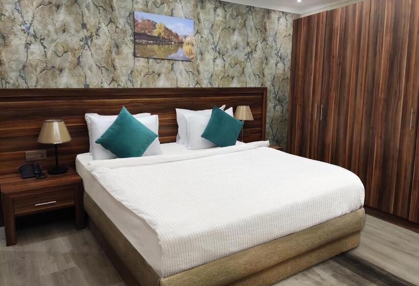 ویلای 3 خوابه, Korek Mountain Resort