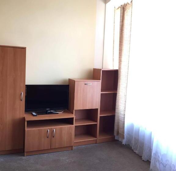 اتاق استاندارد چهار تخته, Motelis Jonučiai