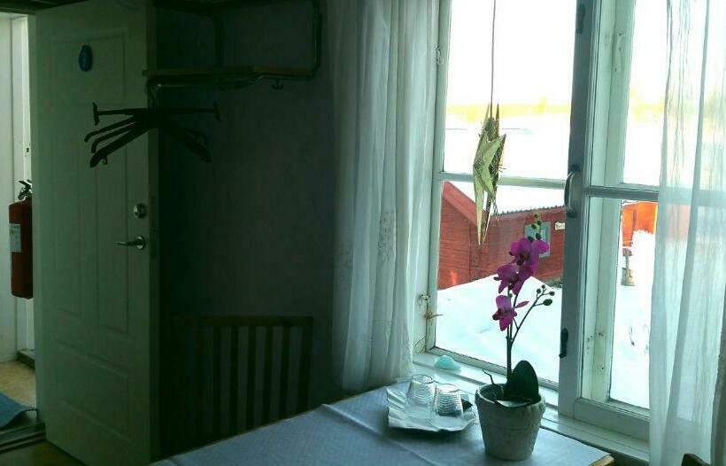 חדר סטנדרט חדר אמבטיה משותף, Stora Djulö Vandrarhem