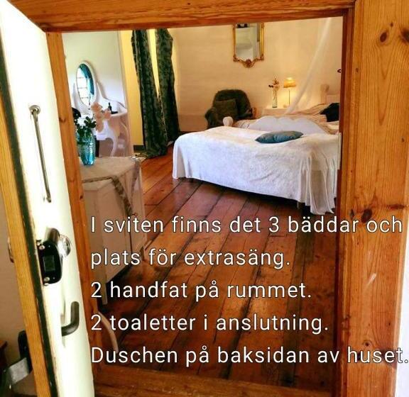 Трехместный Номер Стандарт Совместная Ванная, Stora Djulö Vandrarhem