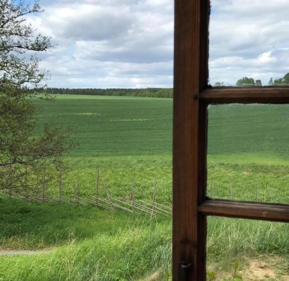 חדר סטנדרט לשלושה עם חדר אמבטיה משוף, Stora Djulö Vandrarhem