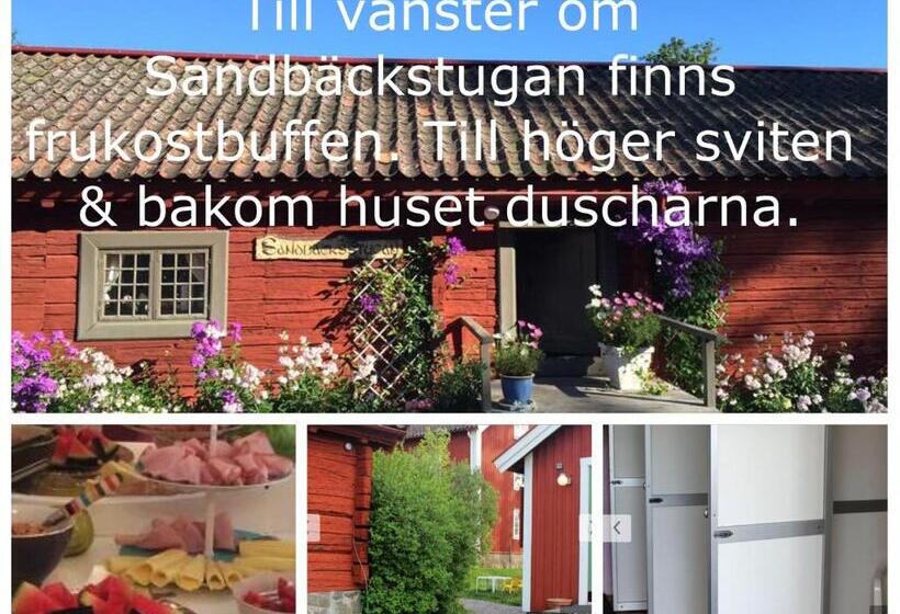 חדר סטנדרט לשלושה עם חדר אמבטיה משוף, Stora Djulö Vandrarhem