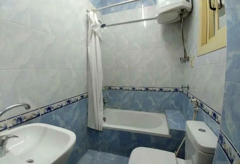 اتاق استاندارد یک تخته با سرویس بهداشتی مشترک, Sun Hostel Cairo