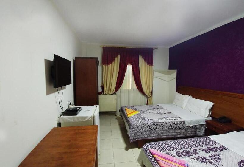 اتاق استاندارد سه نفره, Sun Hostel Cairo