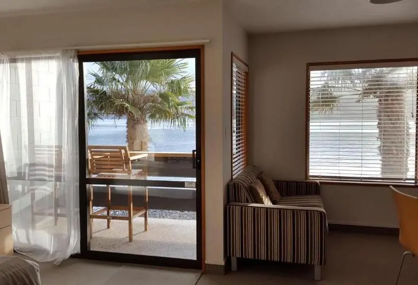 Standard-studio, Akaroa Waterfront Motels