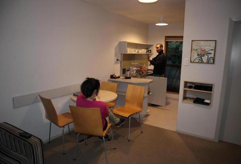 Апартаменты 2 Спальни, Akaroa Waterfront Motels