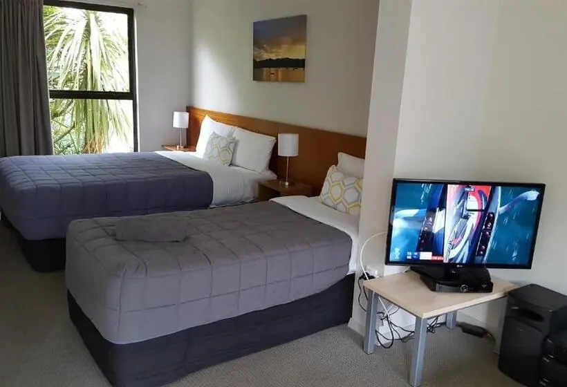 Economy Studio, Akaroa Waterfront Motels