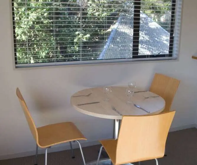 Economy Studio, Akaroa Waterfront Motels