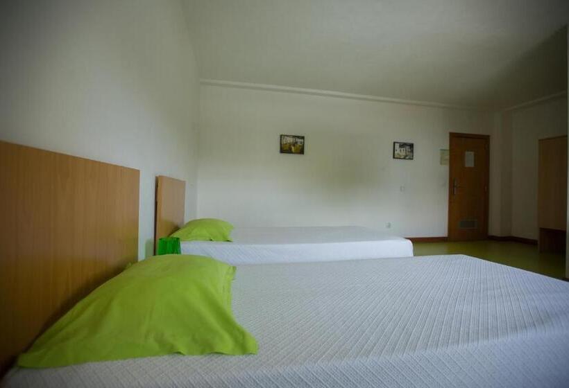 Quarto Standard para Deficientes, Hi Castelo Branco   Pousada De Juventude