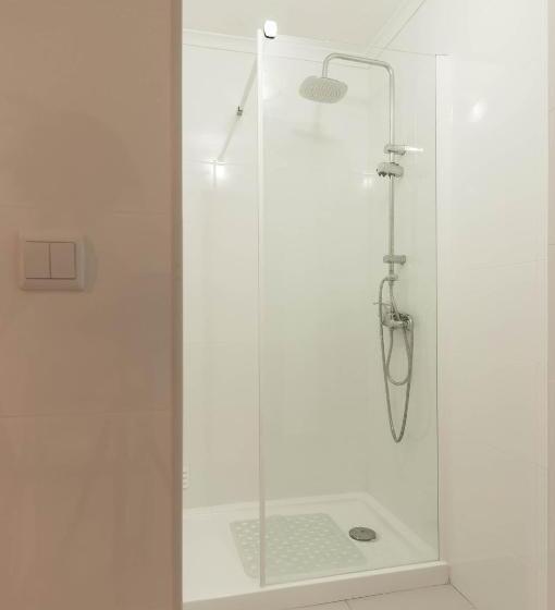 اتاق استاندارد با تخت بزرگ, West Side Guesthouse