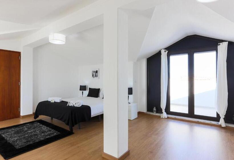 חדר סטנדרט עם מרפסת, West Side Guesthouse