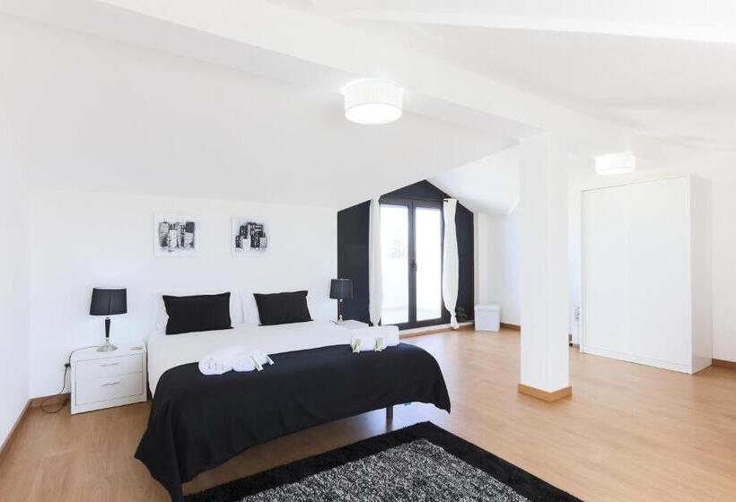 חדר סטנדרט עם מרפסת, West Side Guesthouse