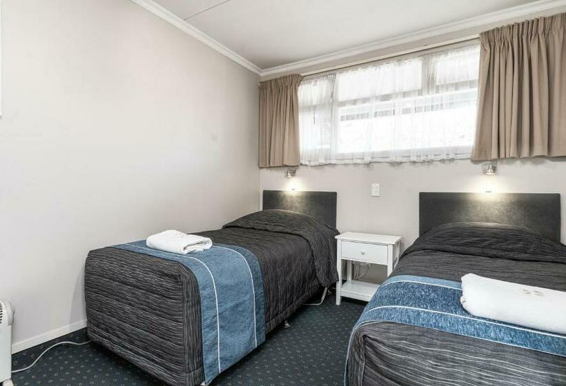 דירת חדר משפחתית, Amble Inn Motel