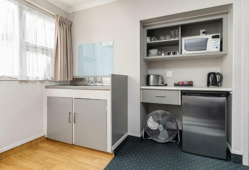 דירת חדר משפחתית, Amble Inn Motel