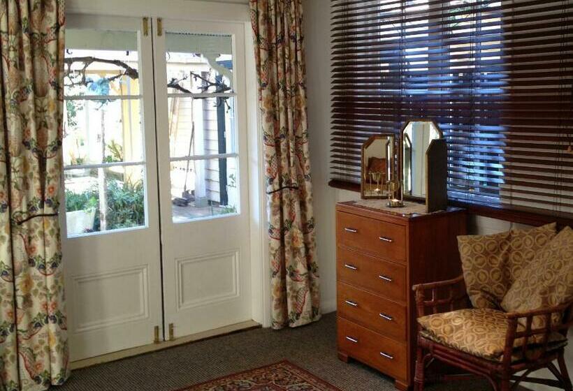 テラス付き１ベッドルームアパートメント, Blythcliffe