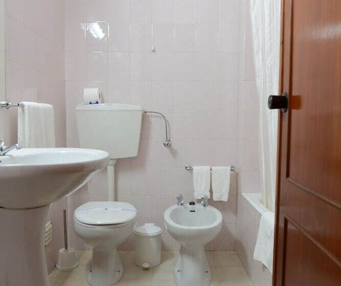 غرفة قياسية, Estalagem Sequeira