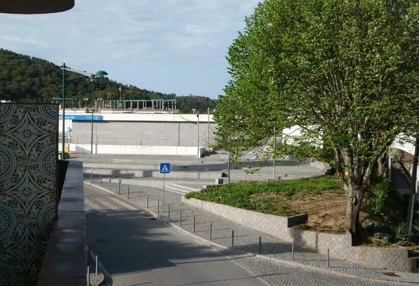 غرفة قياسية, Miradouro Da Serra