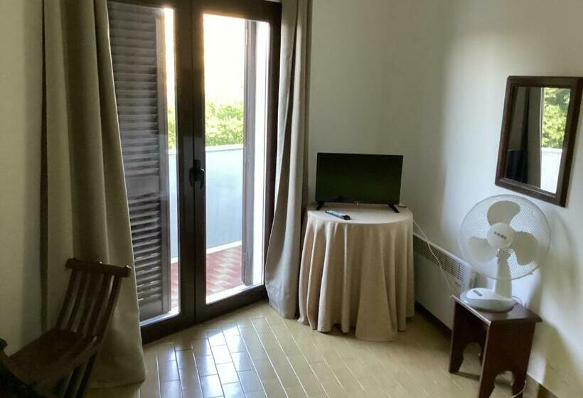 غرفة قياسية, Miradouro Da Serra