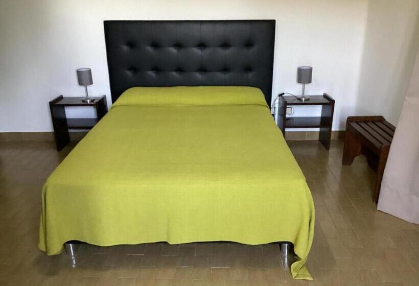 غرفة قياسية, Miradouro Da Serra