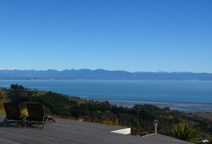 اتاق استاندارد با چشمانداز دریا, Parautane Lodge