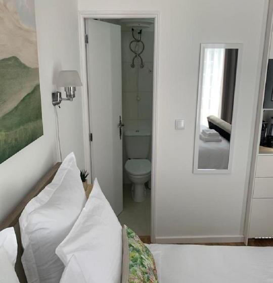 Студия Стандарт, Guimaraesliving   Hostel & Adventure