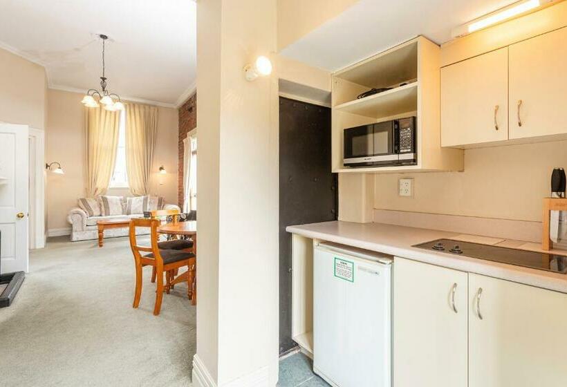 דירת חדר סופריור, Historic Shipping Office   Akaroa