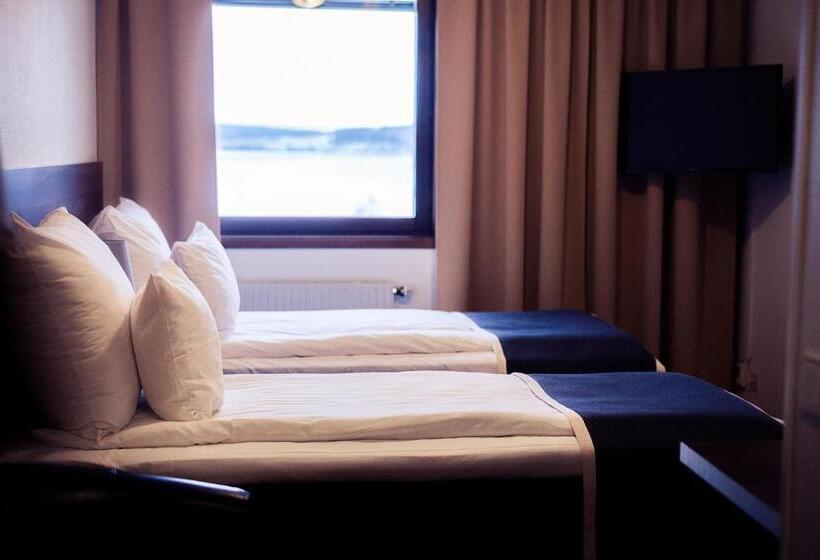 スタンダードルーム, L Wilhelmina