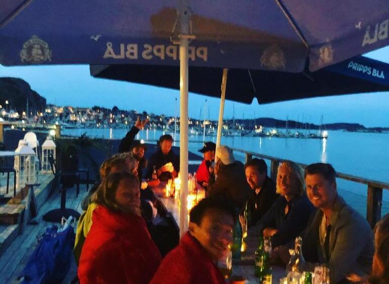 חדר סטנדרטי לארבעה עם חדר אמבטיה משותף, Marinan Richters