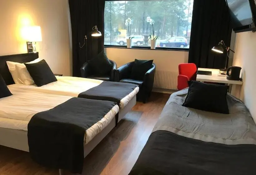 Standard Kolmen Hengen Huone, Småland