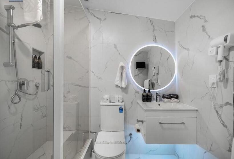 Студия Deluxe, Lakeview Colonial Motel