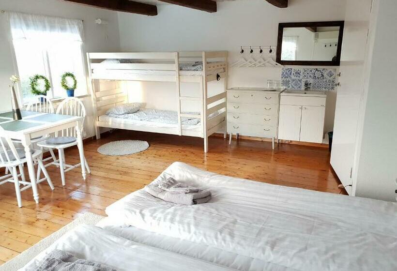 Семейный Номер Совместный Санузел, Landet Bed And Breakfast