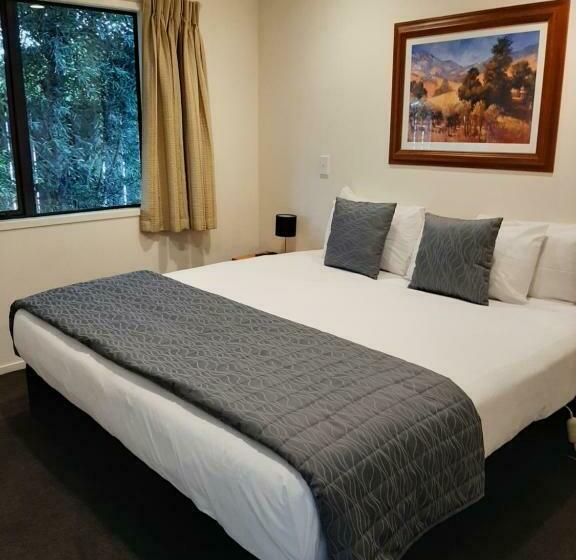 침실 2개 아파트, Claremonte Motor Lodge