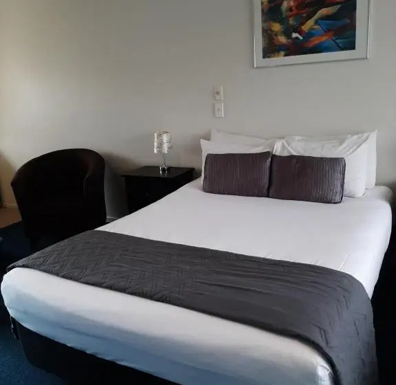 Standard-studio, Claremonte Motor Lodge