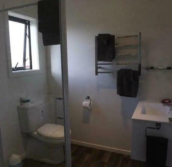 スーペリアスタジオ, Gateway Motor Lodge  Wanganui