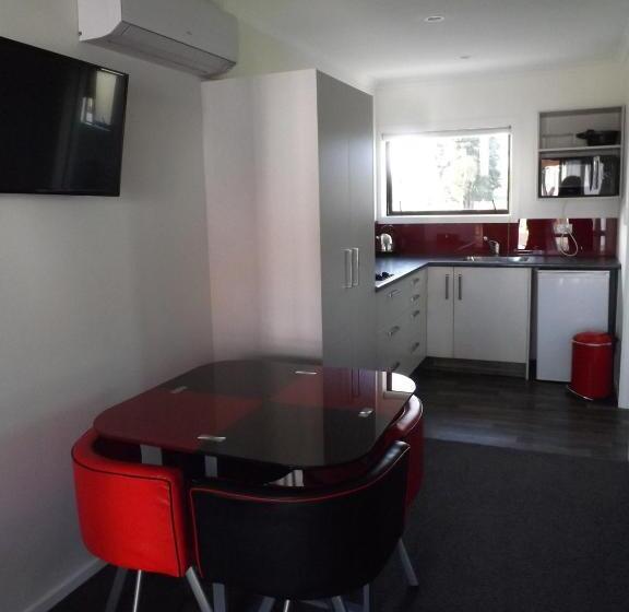 סטודיו סופריור, Gateway Motor Lodge  Wanganui