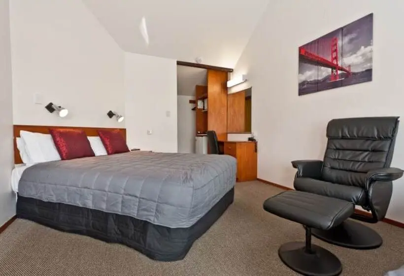 スタンダードスタジオ, Gateway Motor Lodge  Wanganui