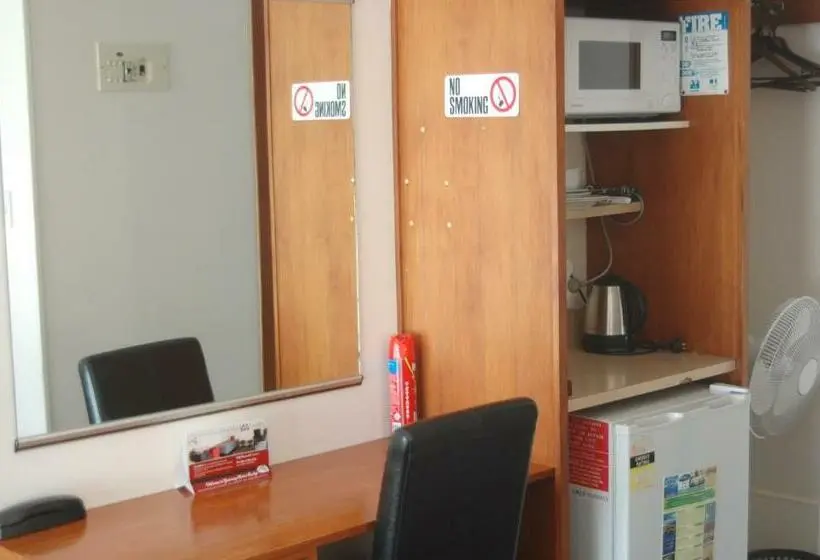 スタンダードスタジオ, Gateway Motor Lodge  Wanganui