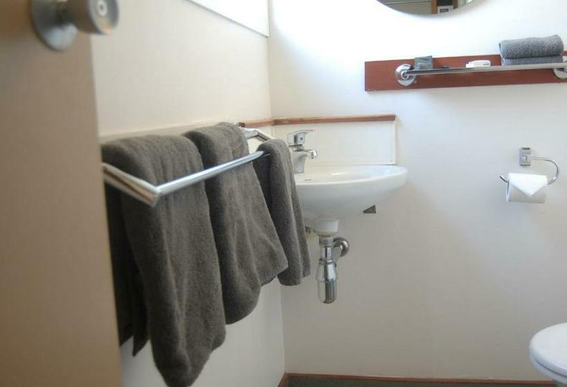 スタンダードスタジオ, Gateway Motor Lodge  Wanganui