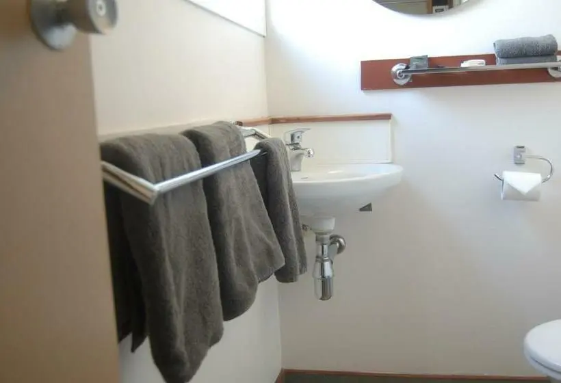 スタンダードスタジオ, Gateway Motor Lodge  Wanganui