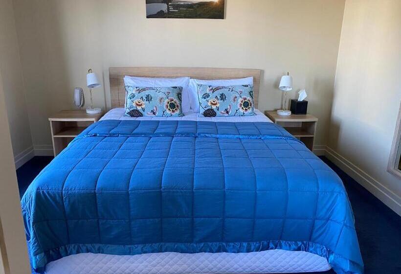 سوییت اجرایی, Motel On York