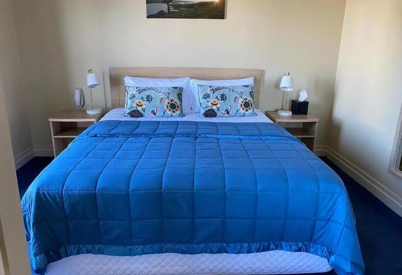 سوییت اجرایی, Motel On York