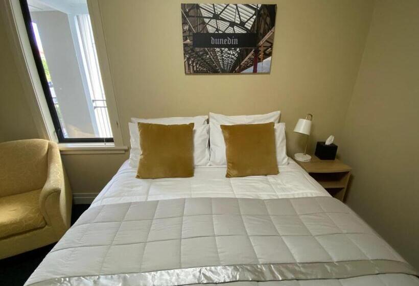 سوییت, Motel On York