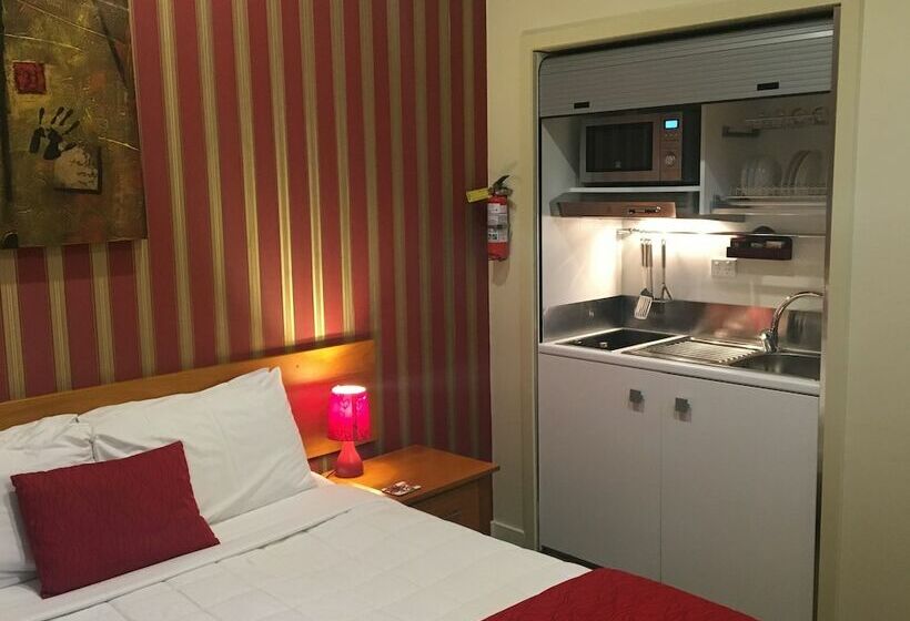 스탠다드 스튜디오, Shades Of Arrowtown