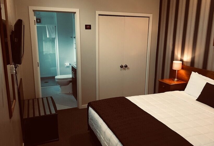 스탠다드 스튜디오, Shades Of Arrowtown