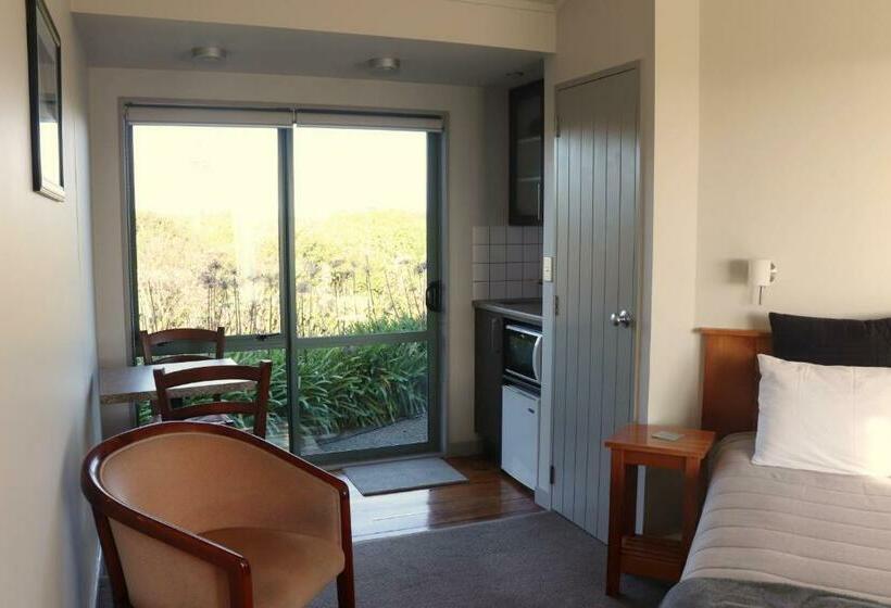 إستوديو ديلوكس, Omau Settlers Lodge Motel