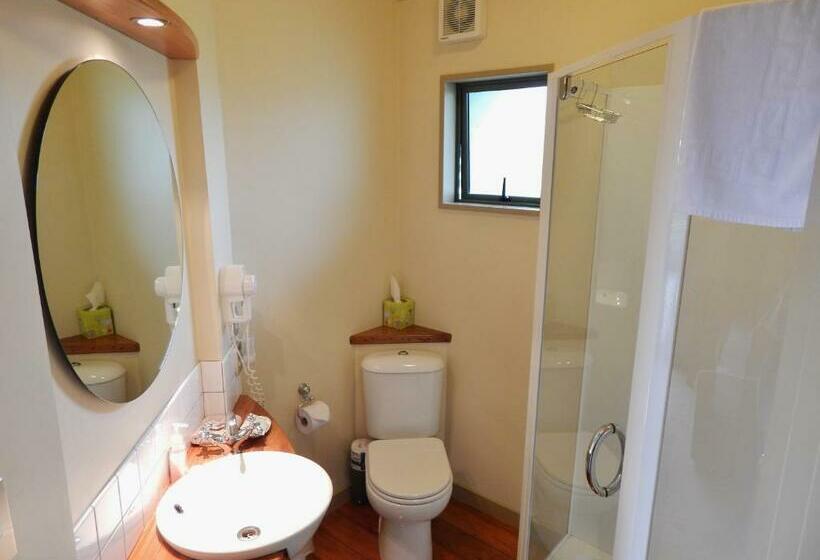 إستوديو ديلوكس, Omau Settlers Lodge Motel