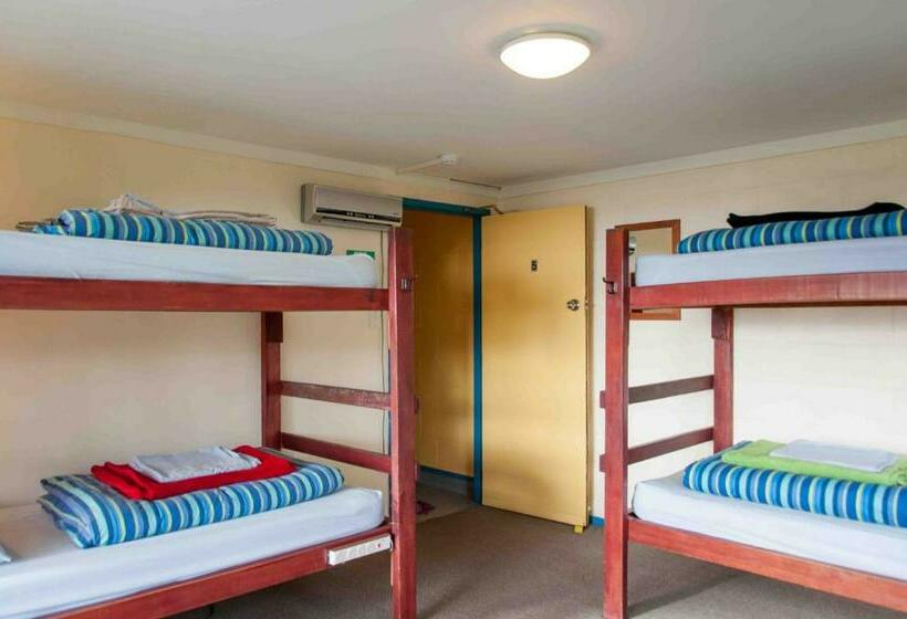 Кровать в Общей Комнате, Punakaiki Beach Hostel
