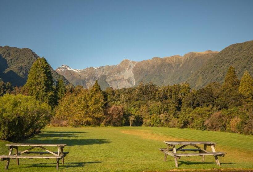 Студия Стандарт, Rainforest Motel