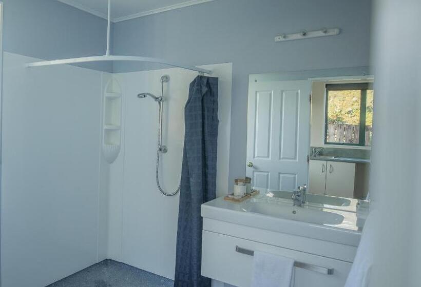 Апартаменты 2 Спальни, Rainforest Motel